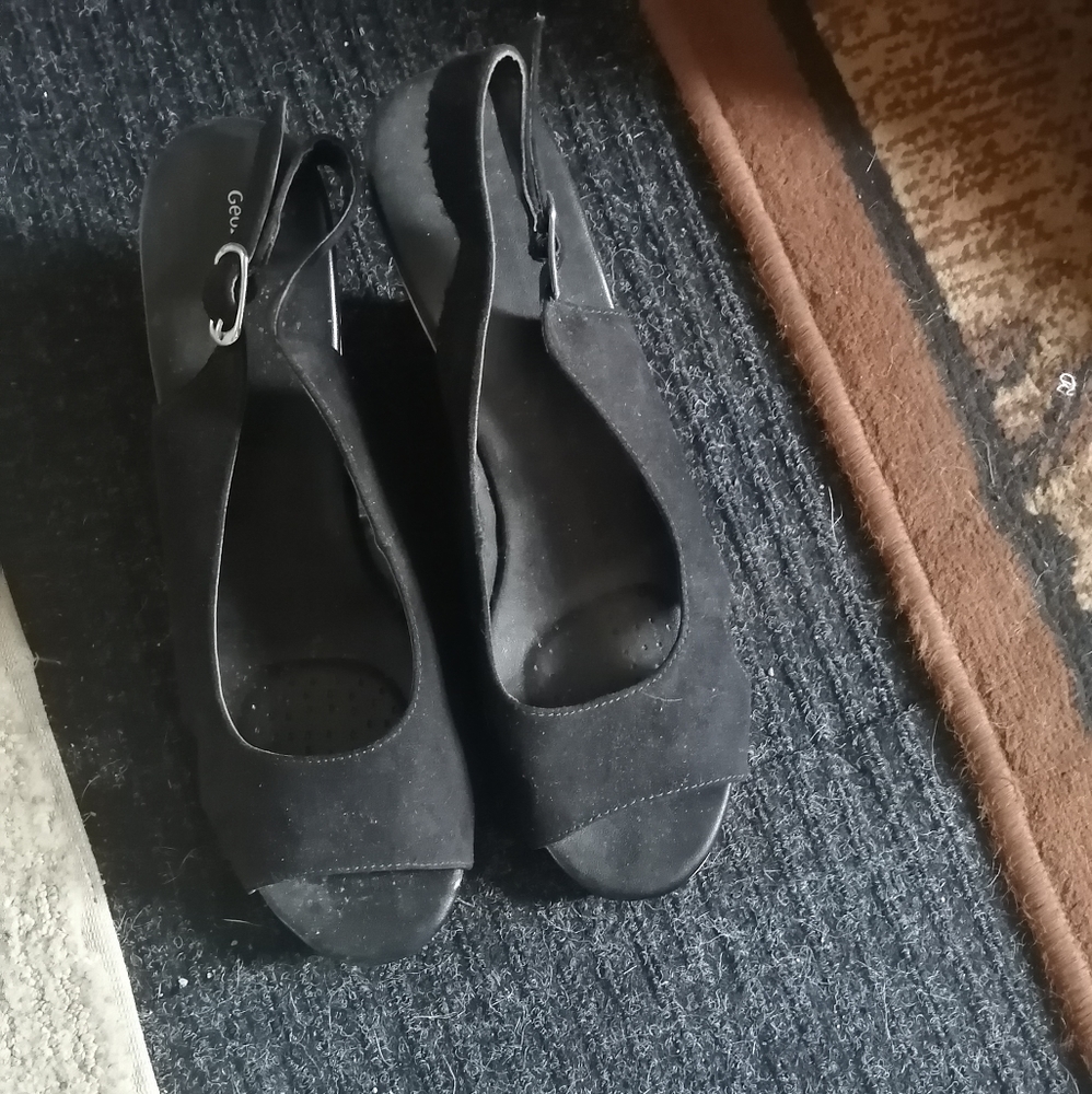 Wedges - Picture 2 of 4
